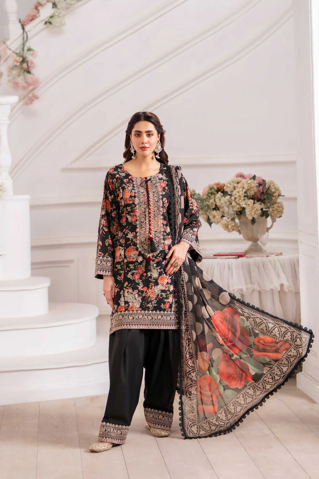 AainaLookBook-219_1120x