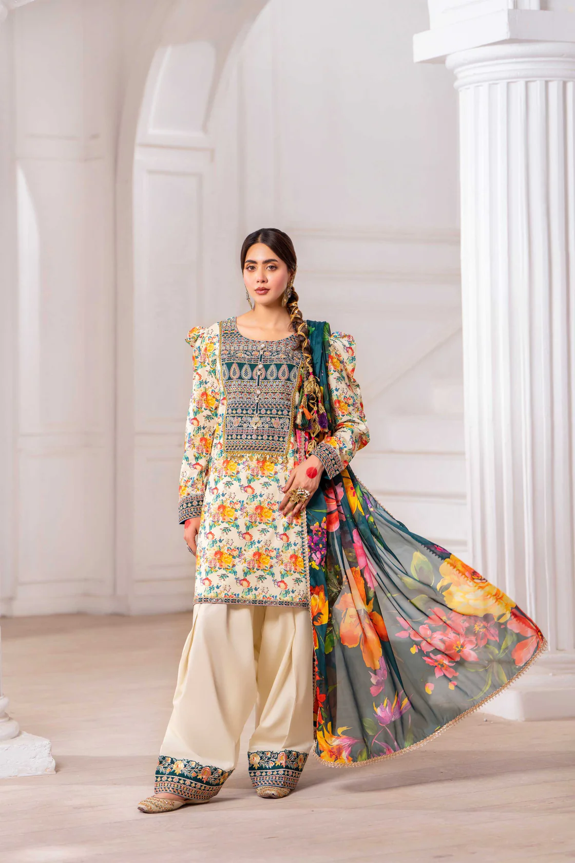 AainaLookBook-271_1120x