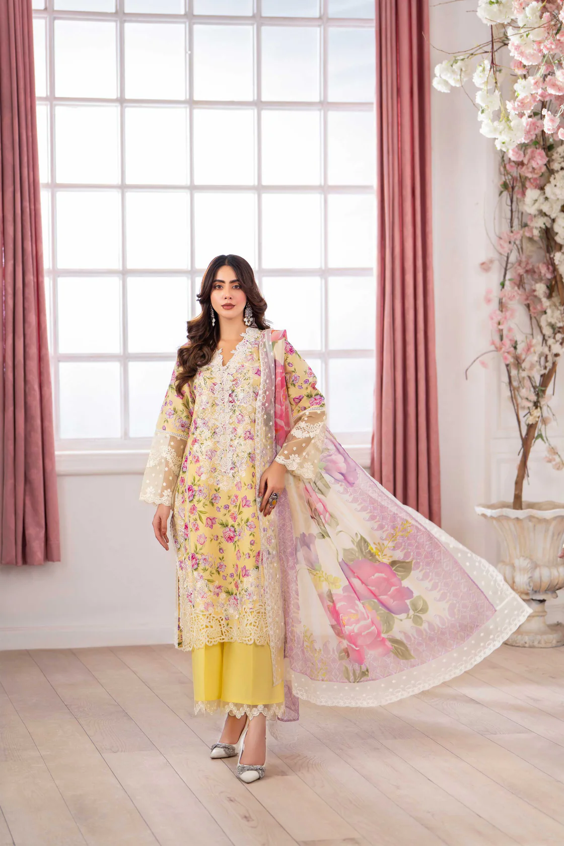 AainaLookBook-375_1120x