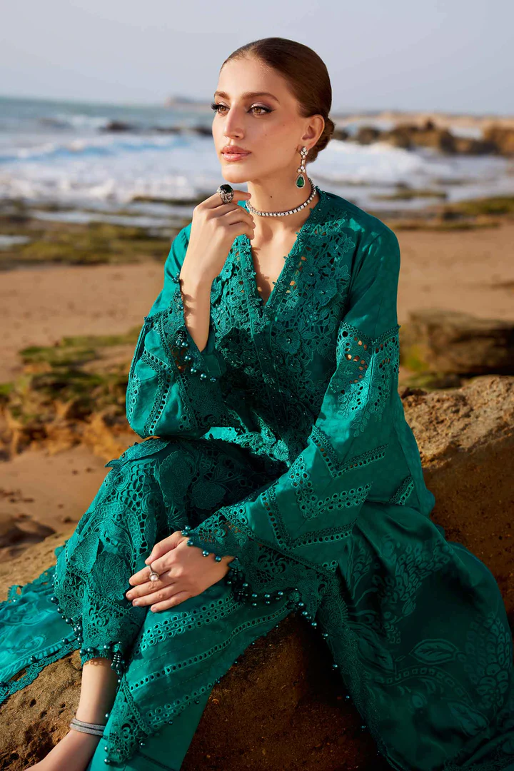 D-5Closeup_D_bb10f753-b8e3-4d0a-b0cd-4e94437b225a_720x