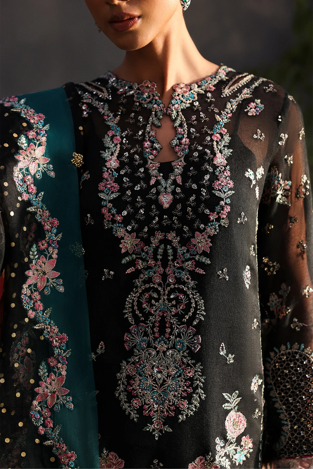 35_43276c16-beae-49ab-a22f-d5bb473c78db